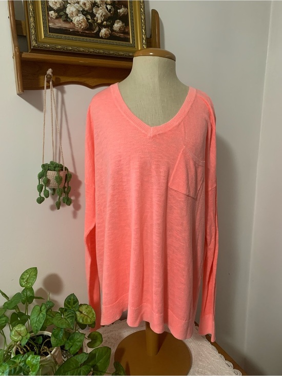 GAP Sweaters - GAP Hot Pink V-Neck Pocket Cotton Rayon Blend Oversize Pullover Sweater M
